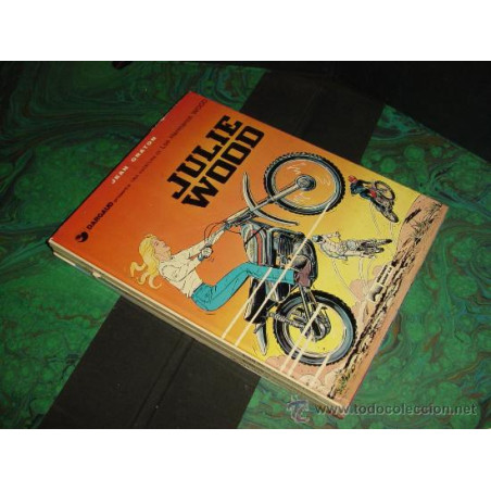 JULIE WOOD (GRIJALBO)